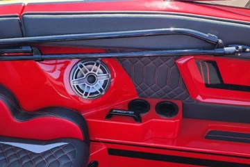 Custom boat audio installation in San Diego with premium speakers by SounDelux.